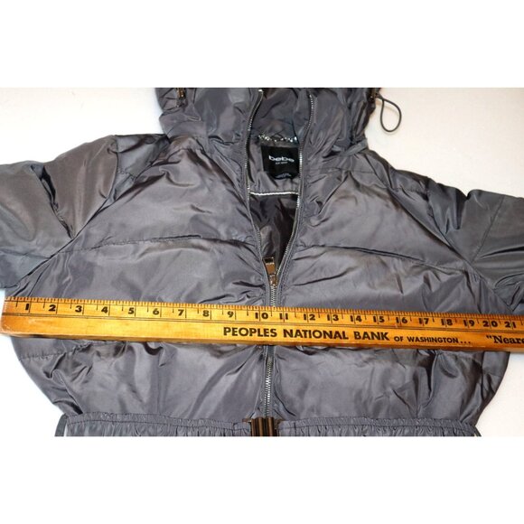 Bebe Womens Gray Puffer Belted Hooded Jacket With Zippered Pockets L Gorpcore - Picture 7 of 7